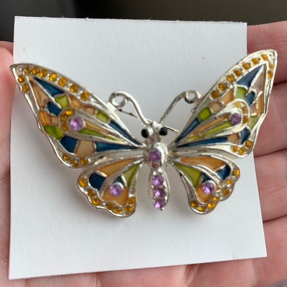 Vintage Butterfly Pin - Picture 7 of 8